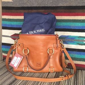 pebble grain small satchel